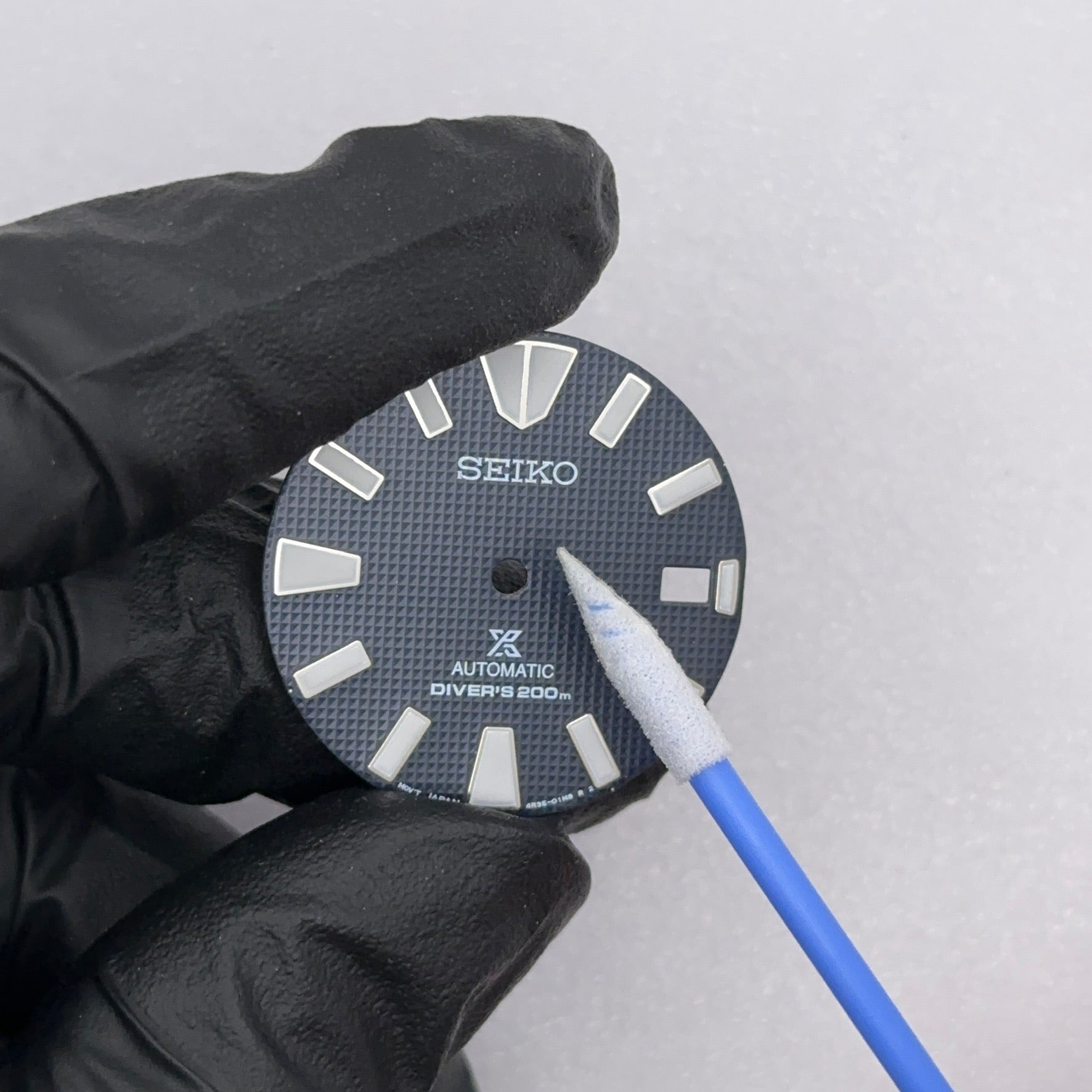 Wellgler's Foam Cleaning Swabs - A Must-Have Watch Cleaning Tool