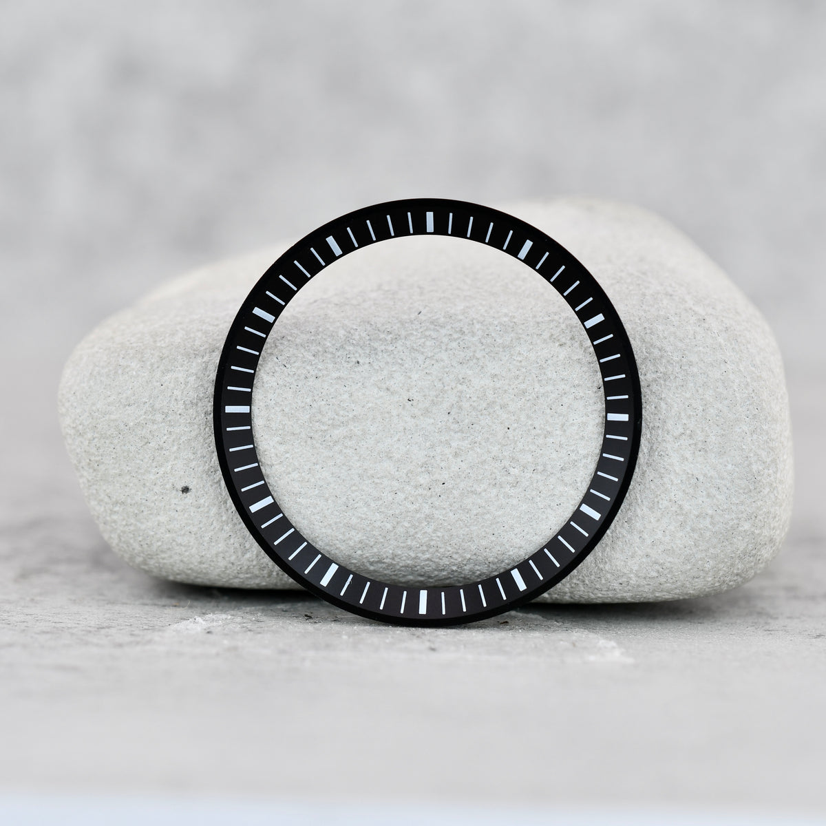 Urchin Chapter Ring - Black + White Markers – Secondhand Mods